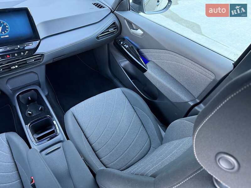 Хэтчбек Volkswagen ID.3 2024 в Львове фото 38 Хэтчбек Volkswagen ID.3 2024 в Львове