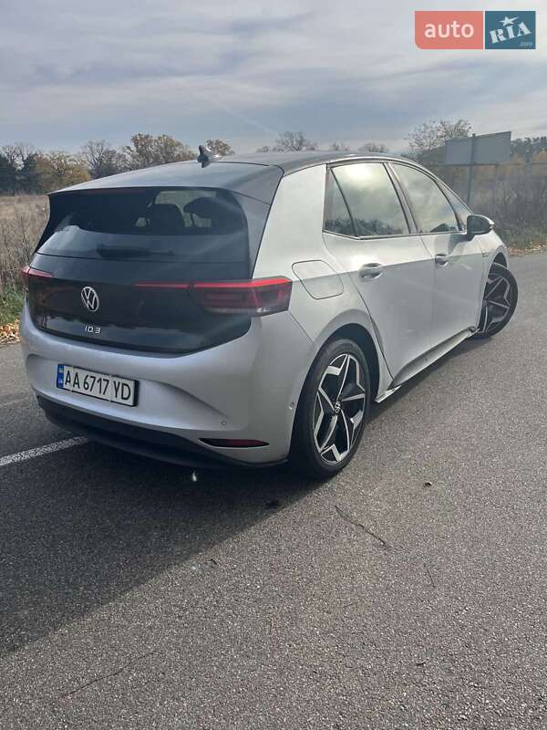 Хэтчбек Volkswagen ID.3 2022 в Киеве