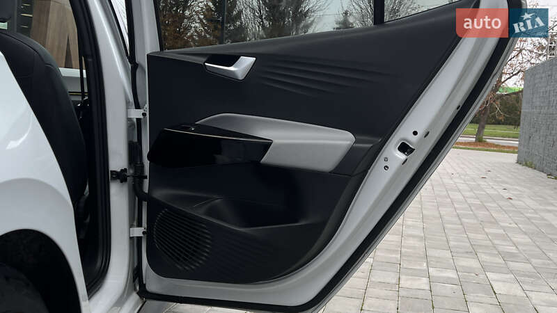 Хэтчбек Volkswagen ID.3 2020 в Луцке фото 79 Хэтчбек Volkswagen ID.3 2020 в Луцке
