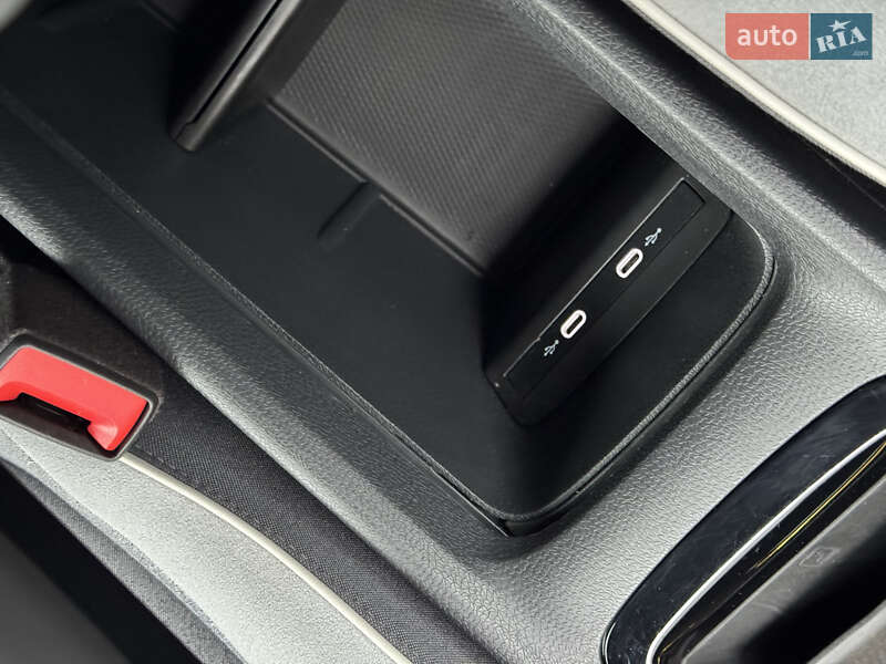 Хэтчбек Volkswagen ID.3 2021 в Тернополе фото 84 Хэтчбек Volkswagen ID.3 2021 в Тернополе