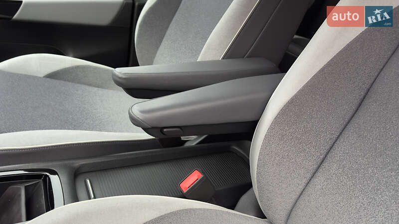 Хэтчбек Volkswagen ID.3 2021 в Сваляве