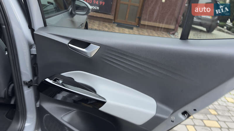 Хэтчбек Volkswagen ID.3 2021 в Сваляве