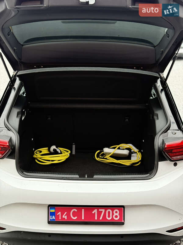 Хэтчбек Volkswagen ID.3 2022 в Стрые