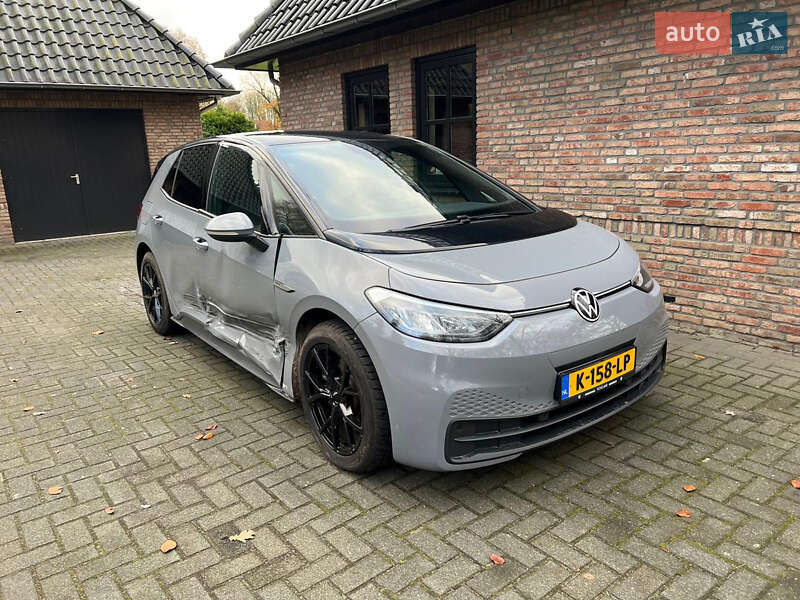 Хэтчбек Volkswagen ID.3 2020 в Калуше