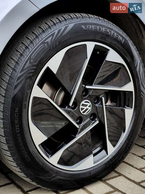 Хетчбек Volkswagen ID.3 2020 в Коломиї