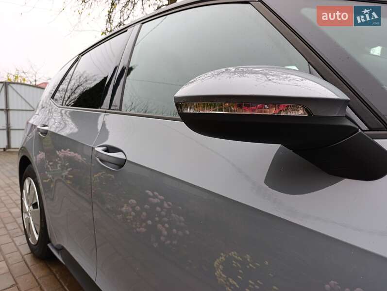 Хэтчбек Volkswagen ID.3 2023 в Ровно фото 9 Хэтчбек Volkswagen ID.3 2023 в Ровно