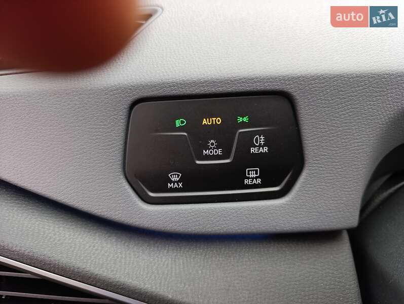 Хэтчбек Volkswagen ID.3 2023 в Ровно фото 45 Хэтчбек Volkswagen ID.3 2023 в Ровно