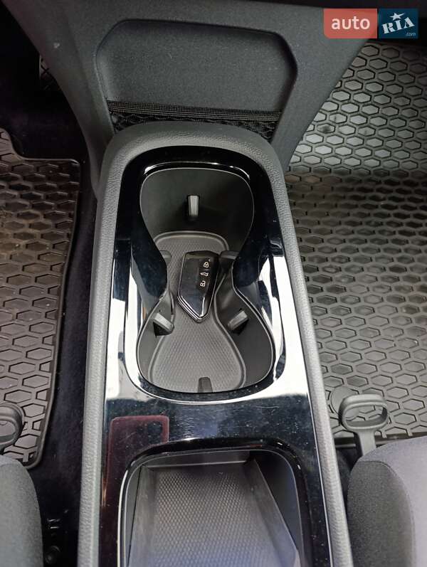 Хэтчбек Volkswagen ID.3 2023 в Ровно фото 48 Хэтчбек Volkswagen ID.3 2023 в Ровно