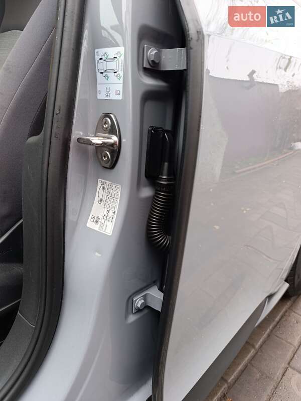 Хэтчбек Volkswagen ID.3 2023 в Ровно фото 53 Хэтчбек Volkswagen ID.3 2023 в Ровно