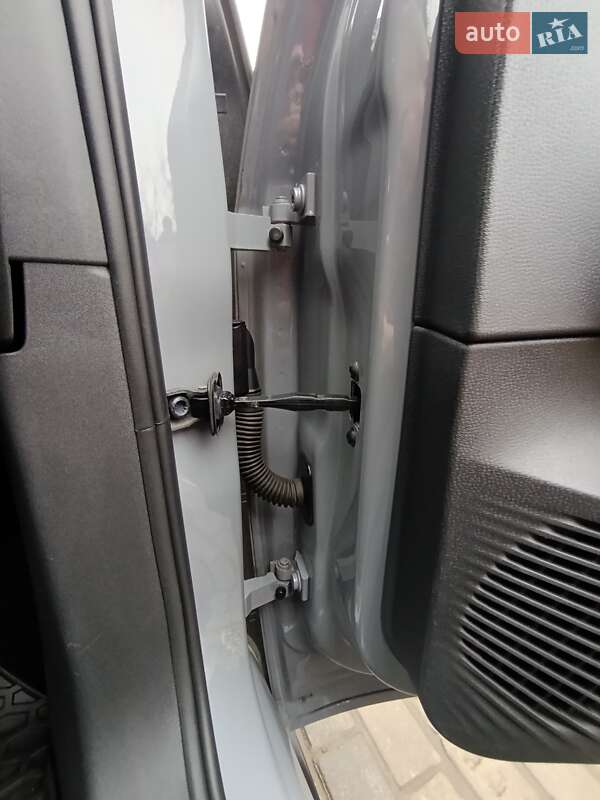 Хэтчбек Volkswagen ID.3 2023 в Ровно фото 76 Хэтчбек Volkswagen ID.3 2023 в Ровно