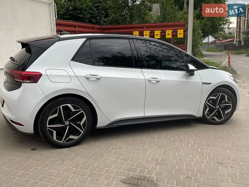 Volkswagen ID.3 2021 VIN WVWZZZE1ZNP010507 фото оголошення 3 з 68