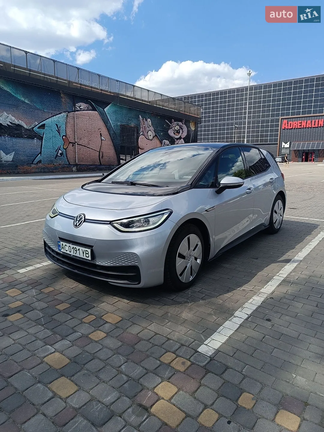 Volkswagen ID.3 2020 VIN WVWZZZE1ZLP007643 фото оголошення 10 з 20