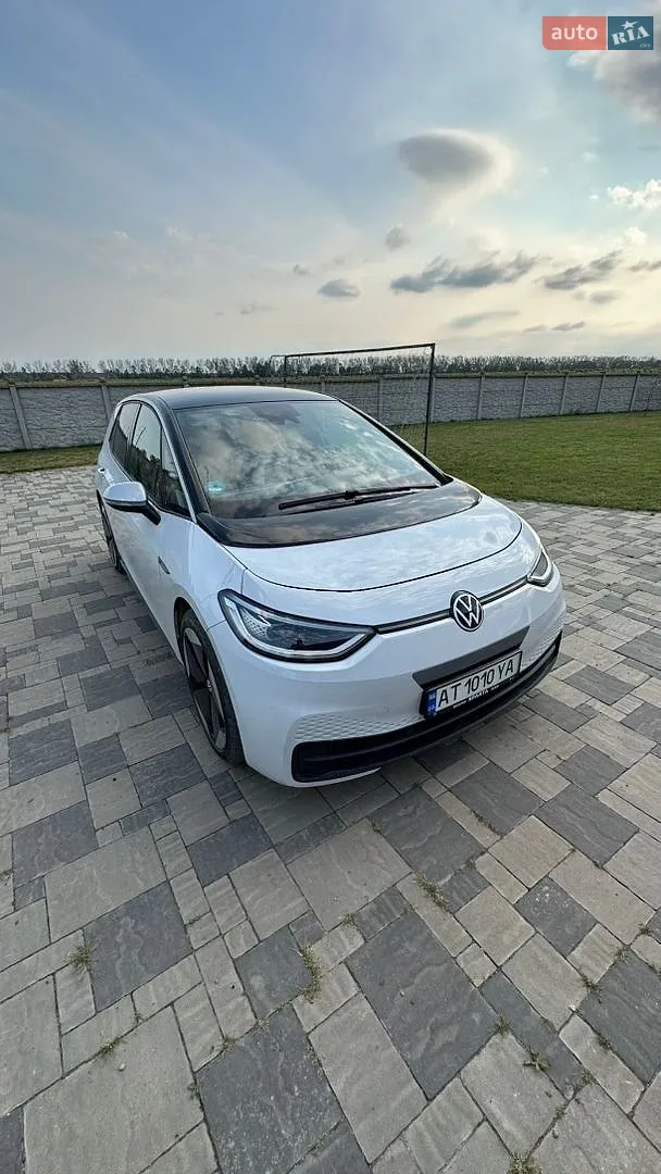 Volkswagen ID.3 2020 VIN WVWZZZE1ZLP007643 фото оголошення 7 з 20