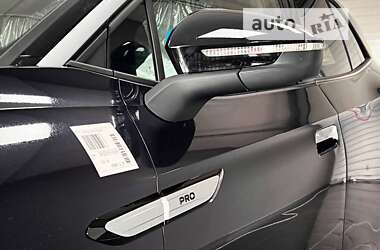 Позашляховик / Кросовер Volkswagen ID.4 Crozz 2023 в 