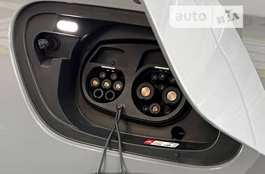 Позашляховик / Кросовер Volkswagen ID.4 Crozz 2023 в 
