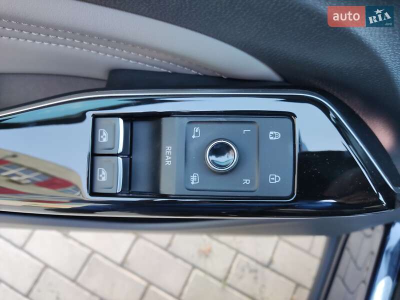 Позашляховик / Кросовер Volkswagen ID.4 Crozz 2024 в Києві