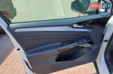 Позашляховик / Кросовер Volkswagen ID.4 Crozz 2022 в 