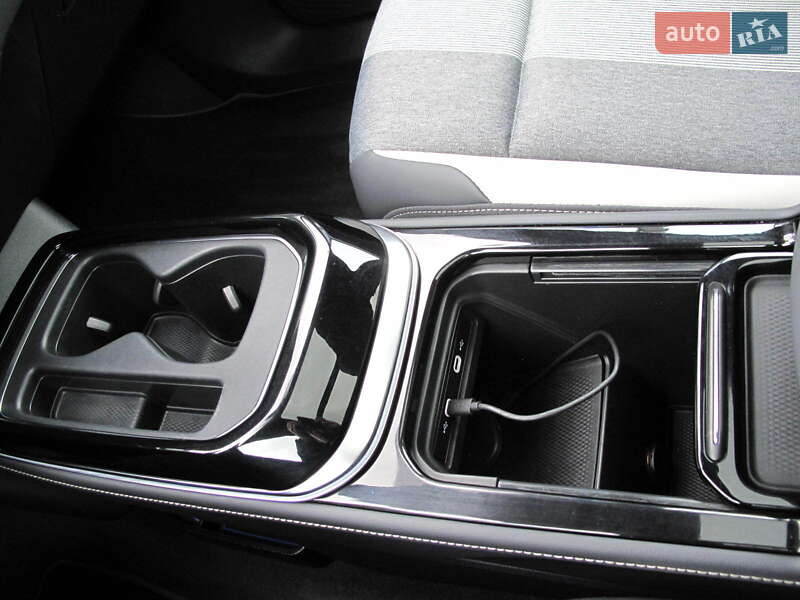 Внедорожник / Кроссовер Volkswagen ID.4 Crozz 2022 в Киеве фото 93 Внедорожник / Кроссовер Volkswagen ID.4 Crozz 2022 в Киеве