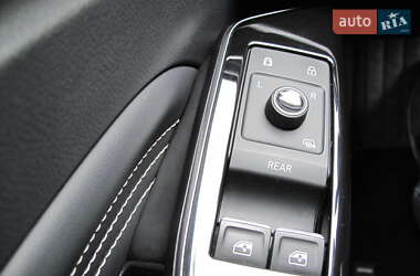 Внедорожник / Кроссовер Volkswagen ID.4 Crozz 2022 в 