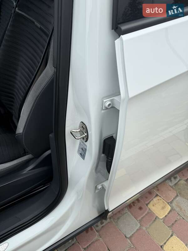 Внедорожник / Кроссовер Volkswagen ID.4 Crozz 2023 в Киеве фото 14 Внедорожник / Кроссовер Volkswagen ID.4 Crozz 2023 в Киеве