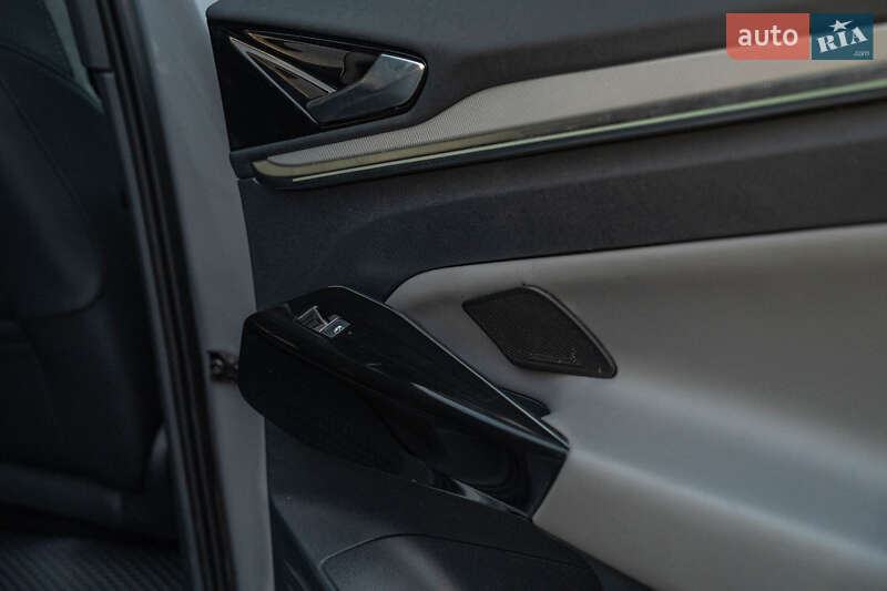 Внедорожник / Кроссовер Volkswagen ID.4 Crozz 2023 в Черновцах