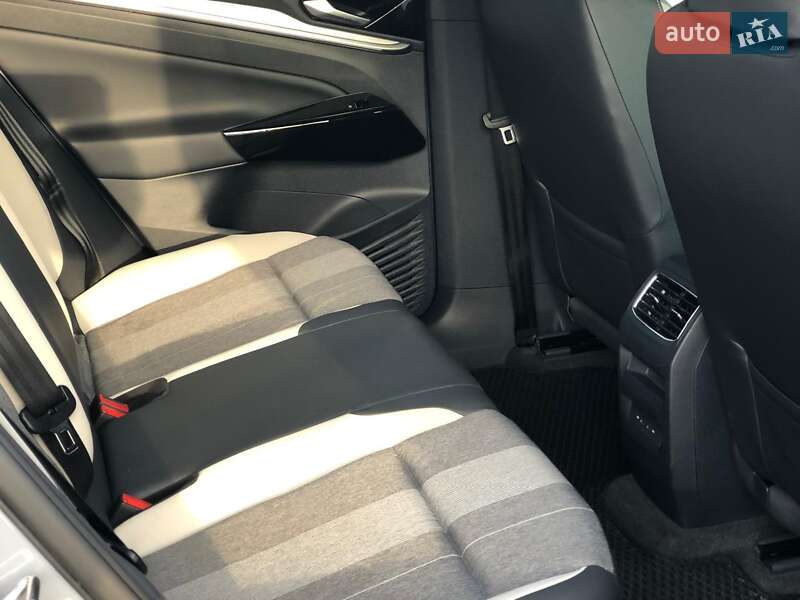 Внедорожник / Кроссовер Volkswagen ID.4 Crozz 2022 в Киеве