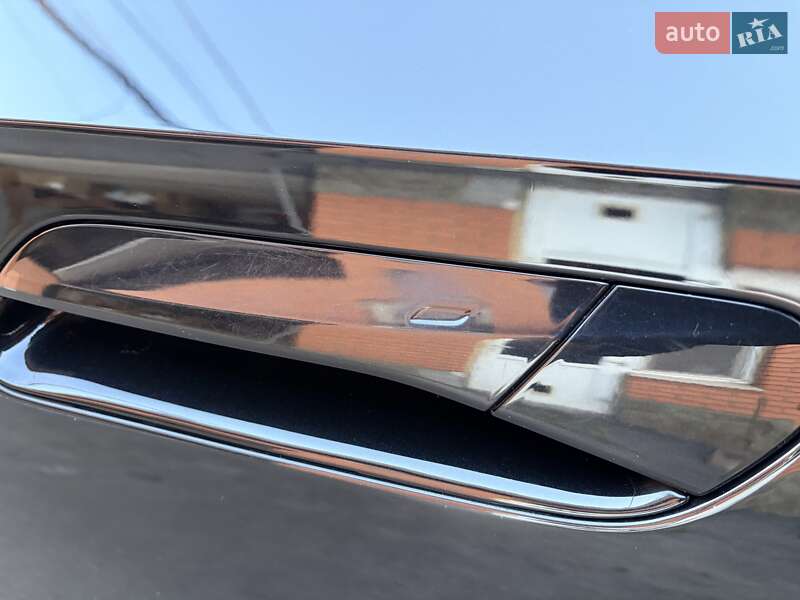 Позашляховик / Кросовер Volkswagen ID.4 X 2023 в Кривому Розі