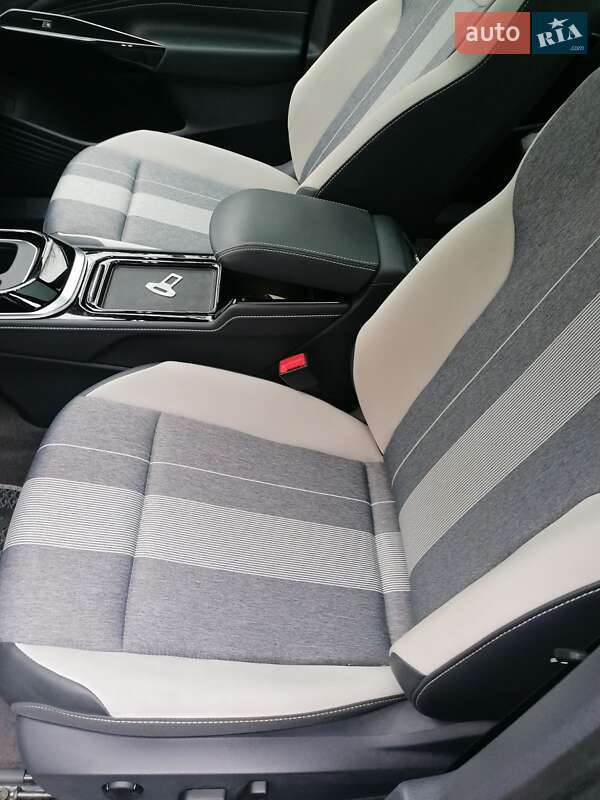 Позашляховик / Кросовер Volkswagen ID.4 2022 в Первомайську