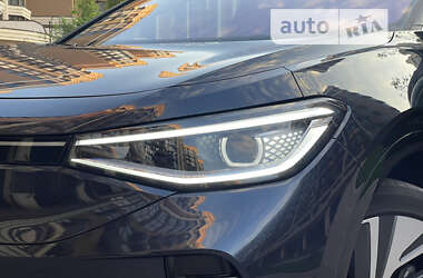 Позашляховик / Кросовер Volkswagen ID.4 2021 в 
