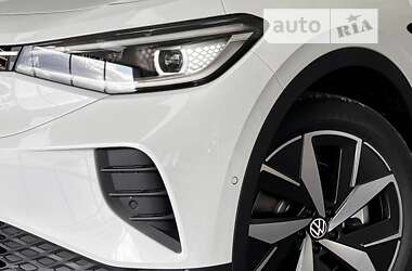 Позашляховик / Кросовер Volkswagen ID.4 2023 в 