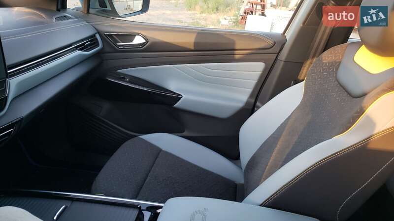 Позашляховик / Кросовер Volkswagen ID.4 2021 в Одесі