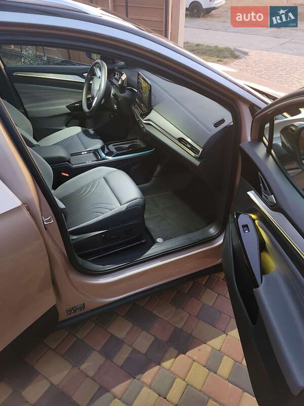 Внедорожник / Кроссовер Volkswagen ID.4 2021 в Черноморске