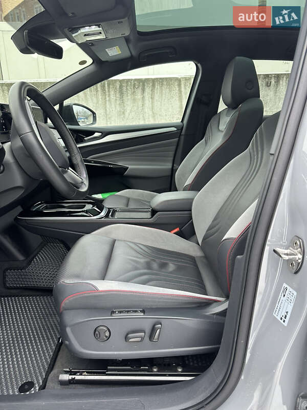 Внедорожник / Кроссовер Volkswagen ID.4 2021 в Киеве