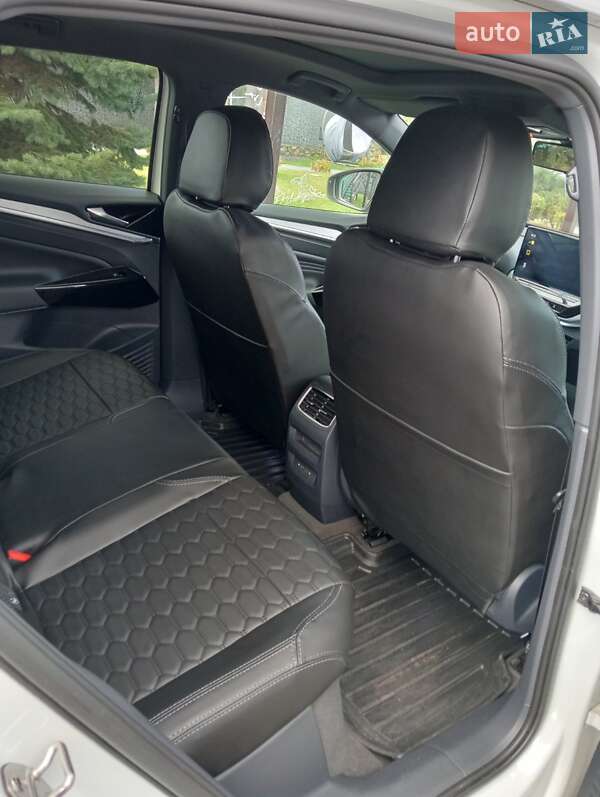 Внедорожник / Кроссовер Volkswagen ID.4 2022 в Днепре