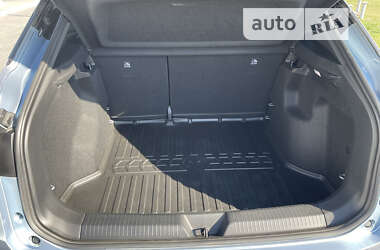 Внедорожник / Кроссовер Volkswagen ID.4 2022 в 