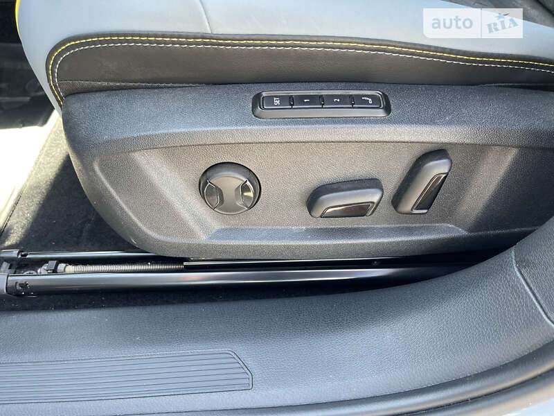 Внедорожник / Кроссовер Volkswagen ID.4 2022 в Николаеве