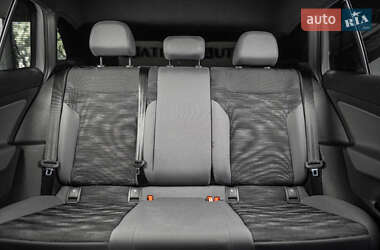 Внедорожник / Кроссовер Volkswagen ID.4 2022 в 