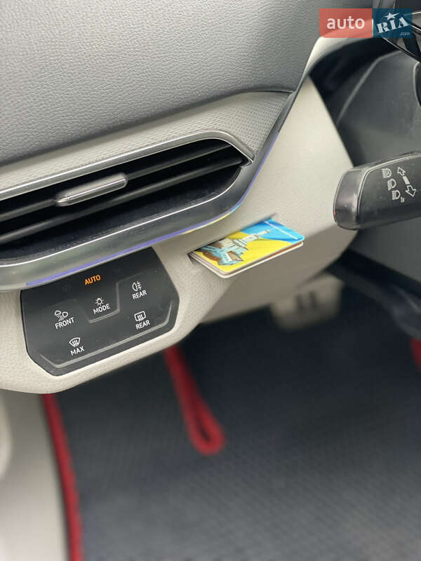 Позашляховик / Кросовер Volkswagen ID.4 2022 в Івано-Франківську