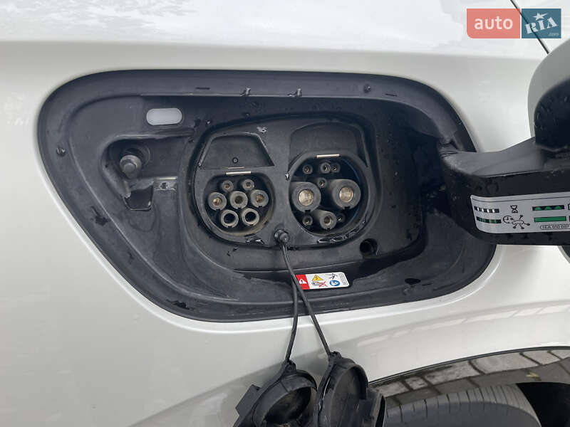 Позашляховик / Кросовер Volkswagen ID.4 2022 в Івано-Франківську