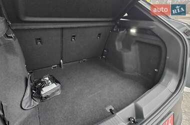 Внедорожник / Кроссовер Volkswagen ID.4 2021 в 