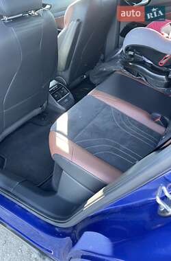 Внедорожник / Кроссовер Volkswagen ID.4 2021 в 