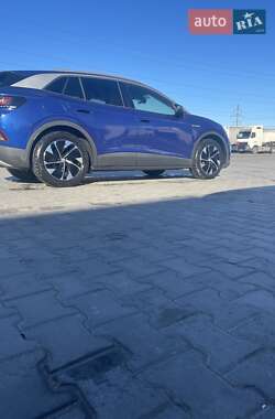 Внедорожник / Кроссовер Volkswagen ID.4 2021 в 