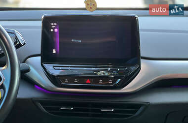 Внедорожник / Кроссовер Volkswagen ID.4 2021 в 