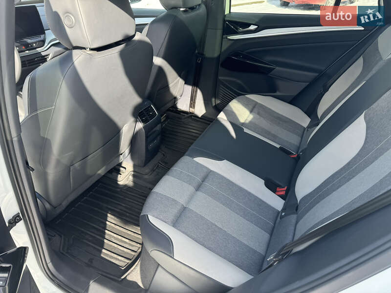 Внедорожник / Кроссовер Volkswagen ID.4 2021 в Киеве