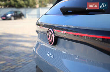 Внедорожник / Кроссовер Volkswagen ID.4 2023 в 
