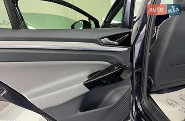 Внедорожник / Кроссовер Volkswagen ID.4 2022 в 