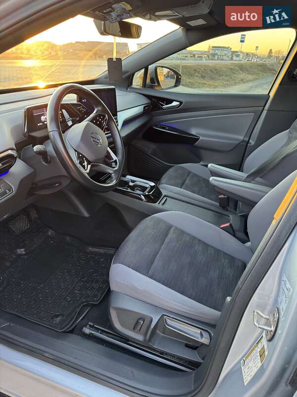 Внедорожник / Кроссовер Volkswagen ID.4 2021 в Луцке