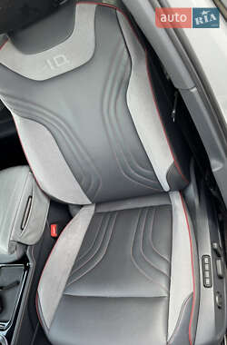 Внедорожник / Кроссовер Volkswagen ID.4 2023 в 