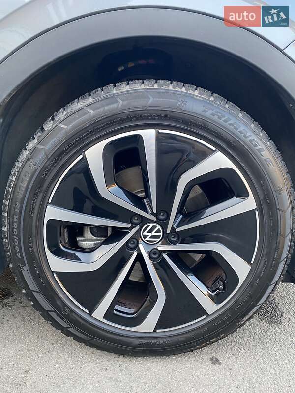 Внедорожник / Кроссовер Volkswagen ID.4 2022 в Днепре