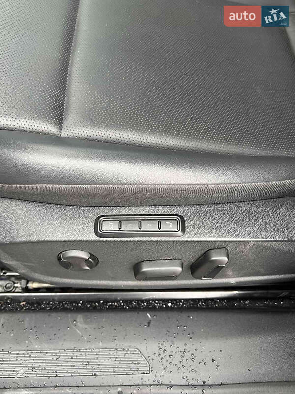 Внедорожник / Кроссовер Volkswagen ID.4 2022 в Киеве фото 9 Внедорожник / Кроссовер Volkswagen ID.4 2022 в Киеве